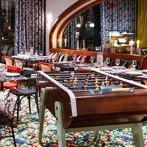 3* Hotel Mama Shelter