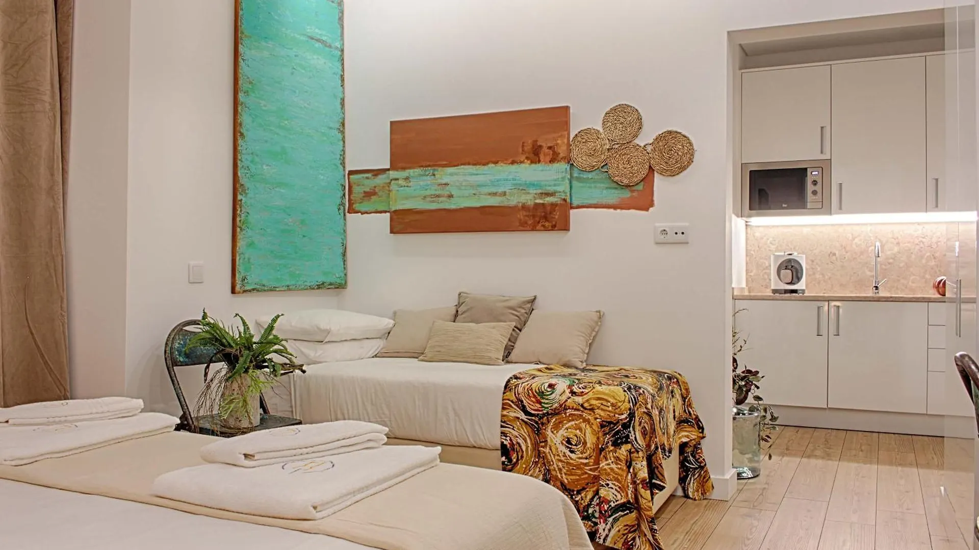 Guesthouse By Trip2Portugal Lisbon 0*,