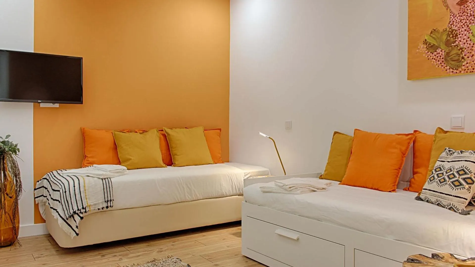 Guest house Guesthouse By Trip2Portugal Lisbon