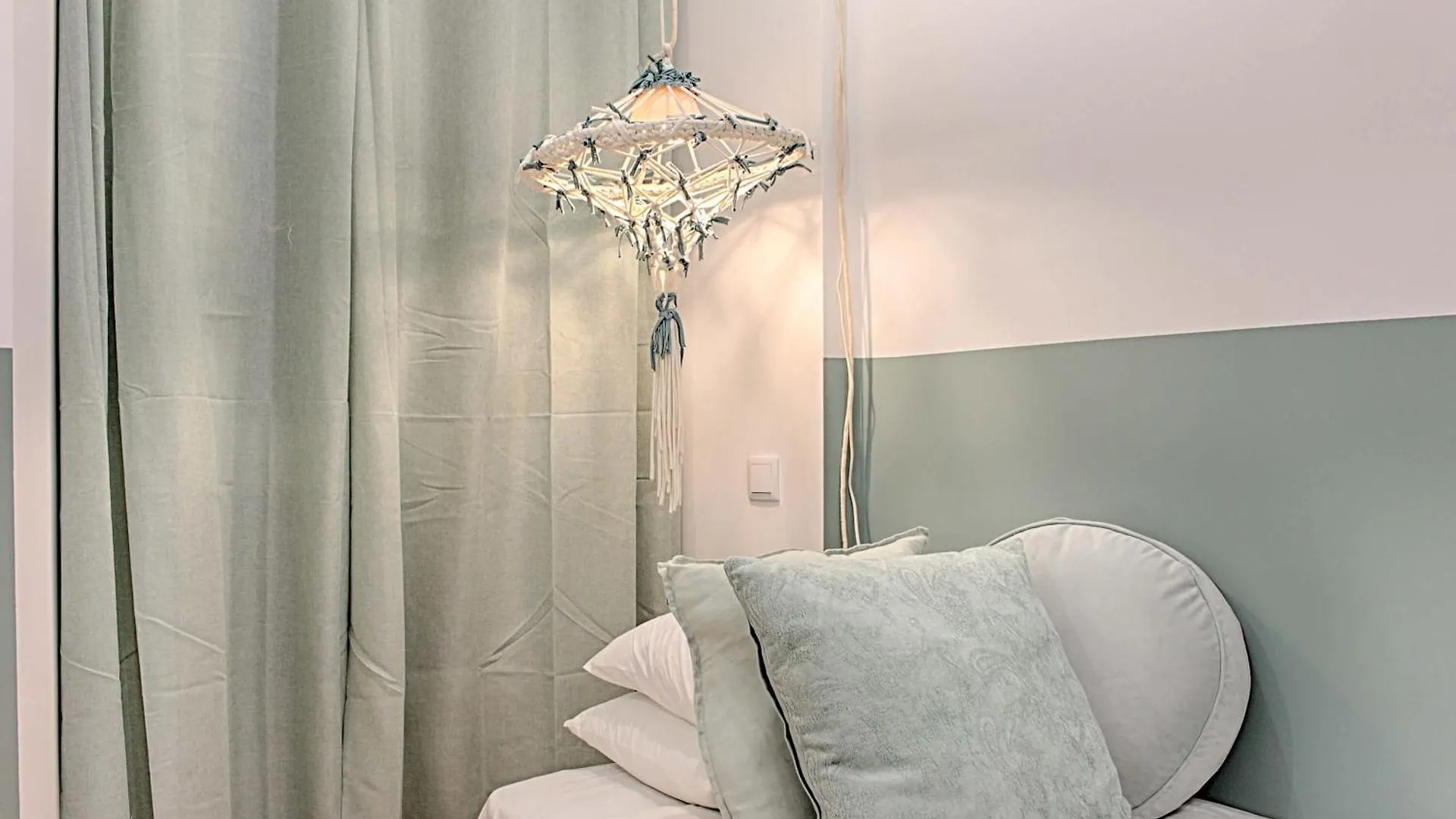 Guesthouse By Trip2Portugal Lisbon Guest house