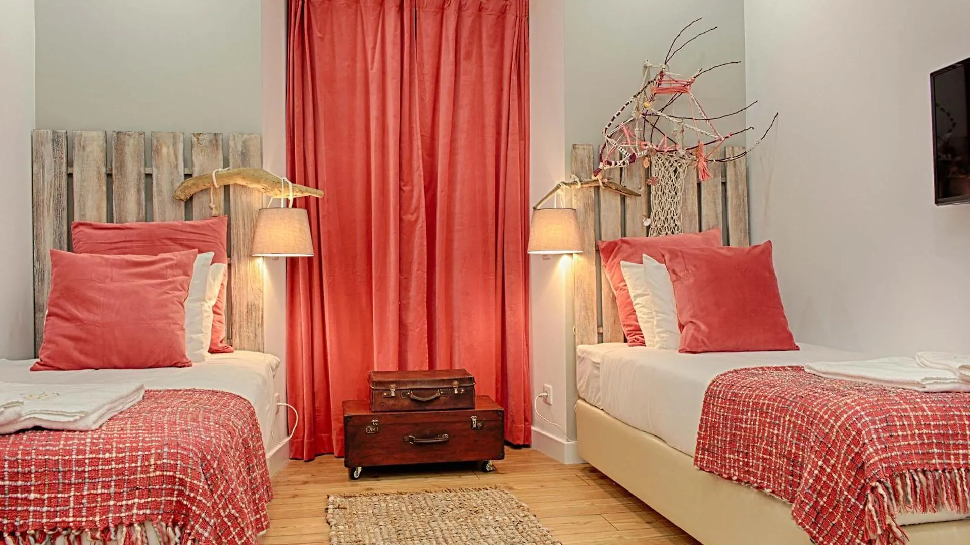 Guest house Guesthouse By Trip2Portugal Lisbon