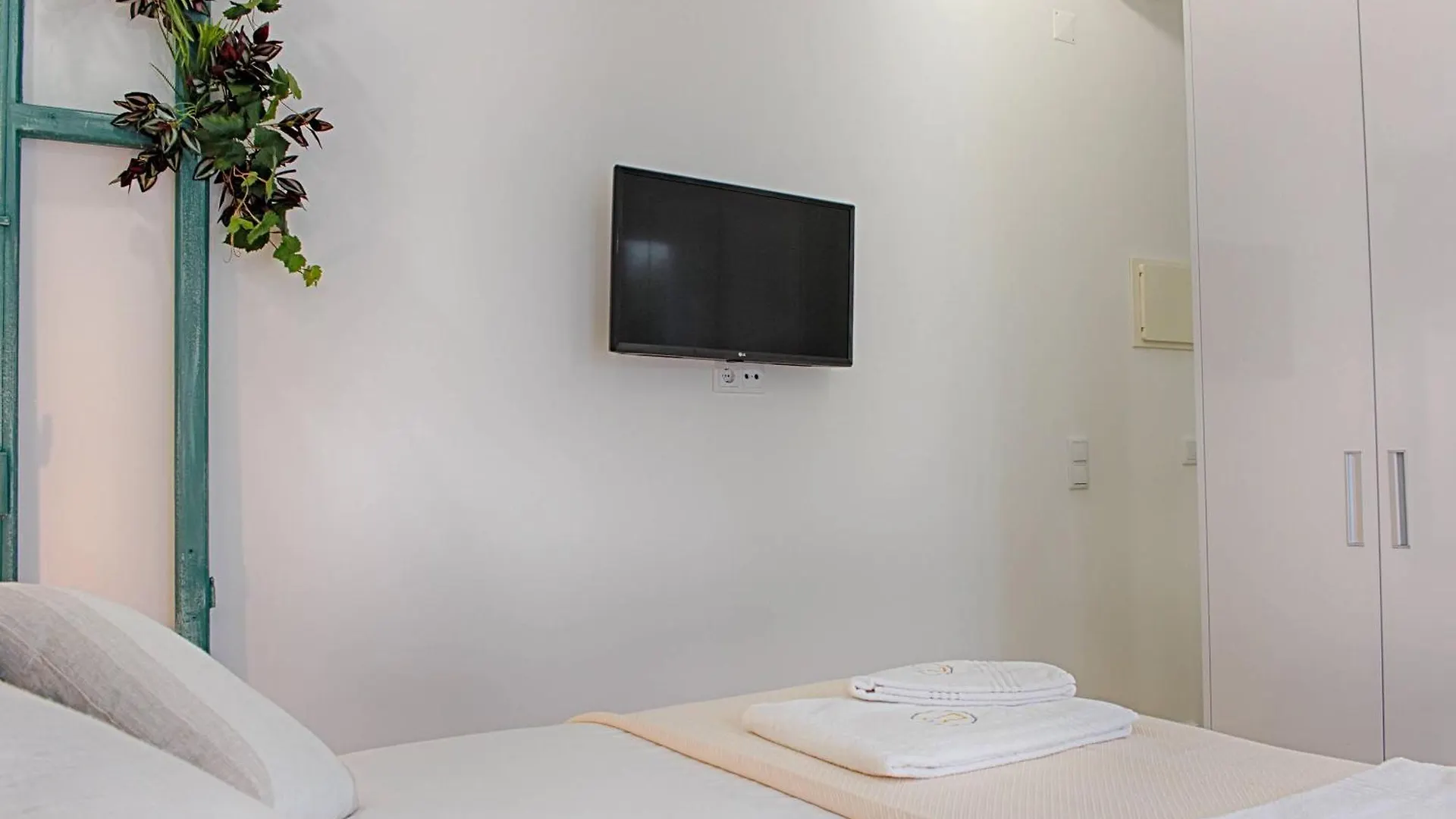 Guesthouse By Trip2Portugal Lisbon Portugal